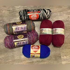 Lot of yarn - Red Heart, Lion Homespun, Patons